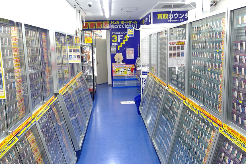 駿河屋トレカボードゲーム館画像①