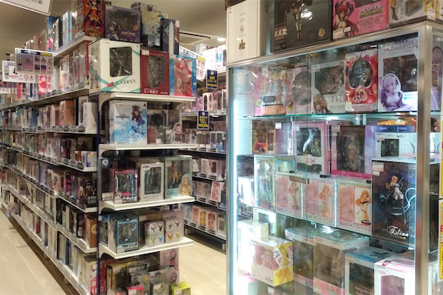 駿河屋　博多マルイ店　メイン画像2508-04