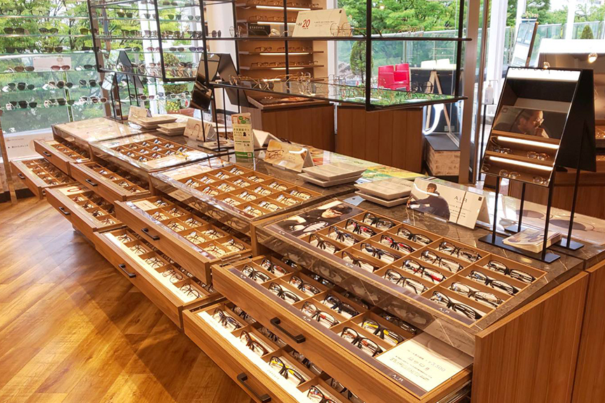 OWNDAYS 星が丘テラス店 メイン2510-01