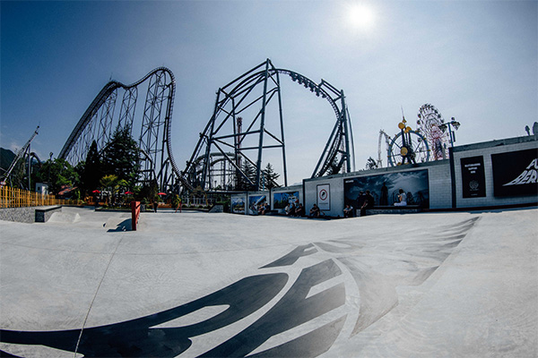 富士急ハイランド　FUJI BerriQs SKATE PLAZA01